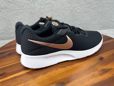 nike tanjun black rose gold