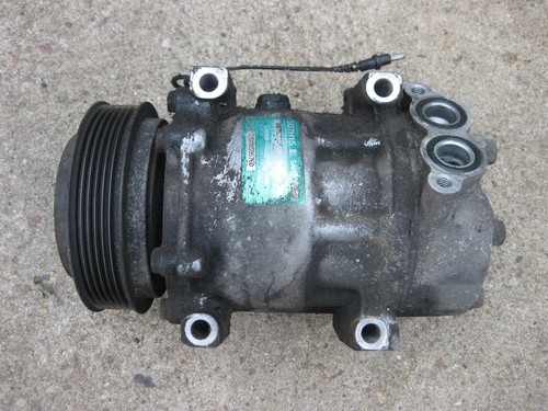 Renault Espace 3 JE 2.0-8V (97-00) : Klimakompressor SANDEN SD7H15 7700859676D