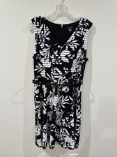 Tommy Hilfiger Womens Floral Sleeveless With Belt Dress Size 12 EUC