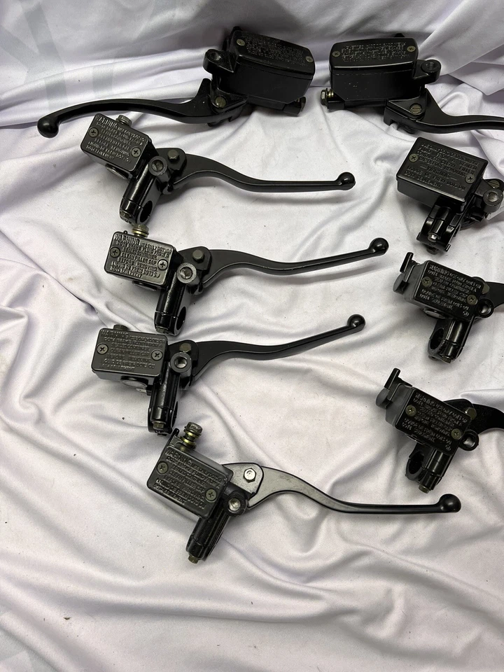 Lote de cilindros maestros de freno delantero HONDA Yamaha Suzuki varios para Recon 250 y más Foto 3 de 4