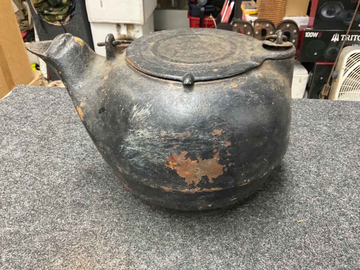 Vintage Cast Iron Tea Kettle Black Pot No. 8 with Swivel Lid | eBay