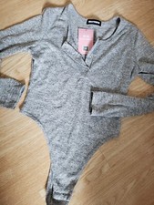 Women size M US6 long sleeve heather gray Henley boat neck thong bodysuit