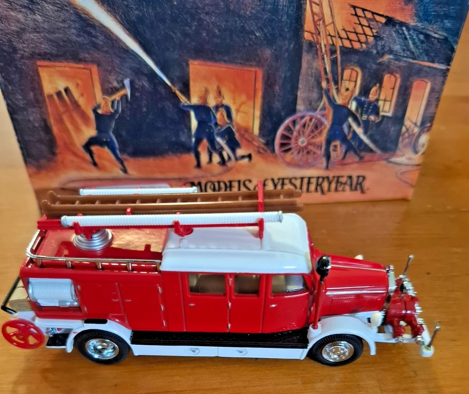 Matchbox Modell YFE07- 1938 Mercedes KS15 mit OVP - Bild 3 von 4