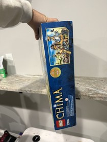 LEGO LEGENDS OF CHIMA 70010 LION CHI TEMPLE.  NEW, SEALED BOX