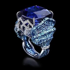 Beautiful Large 20.58CT Blue Sapphire With Blue White CZ Royal Wedding Ring