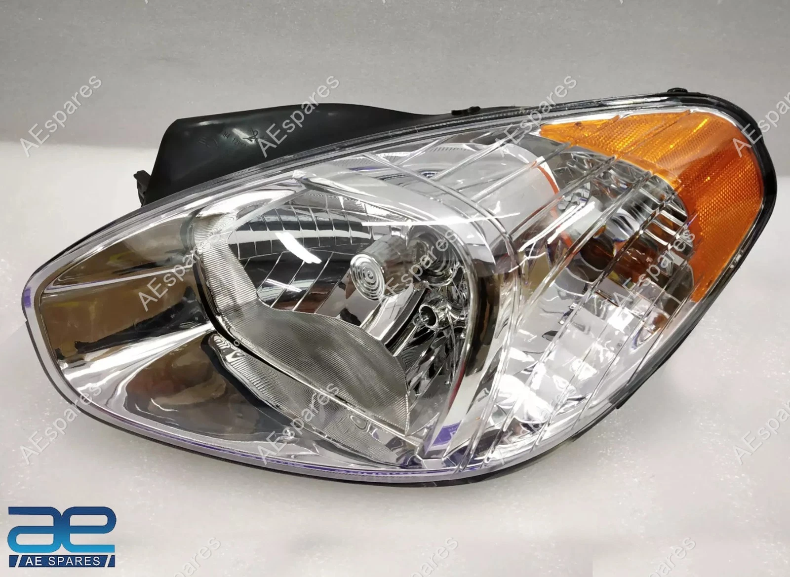 Headlight Head Lamp Assembly LH Side for Hyundai Verna 2006-2010 921010P000