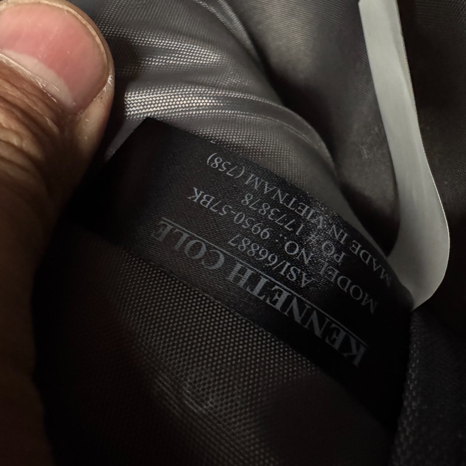 Kenneth Cole Reaction EZ-SCAN TSA-Friendly Laptop Messenger Bag Big B1G Conf