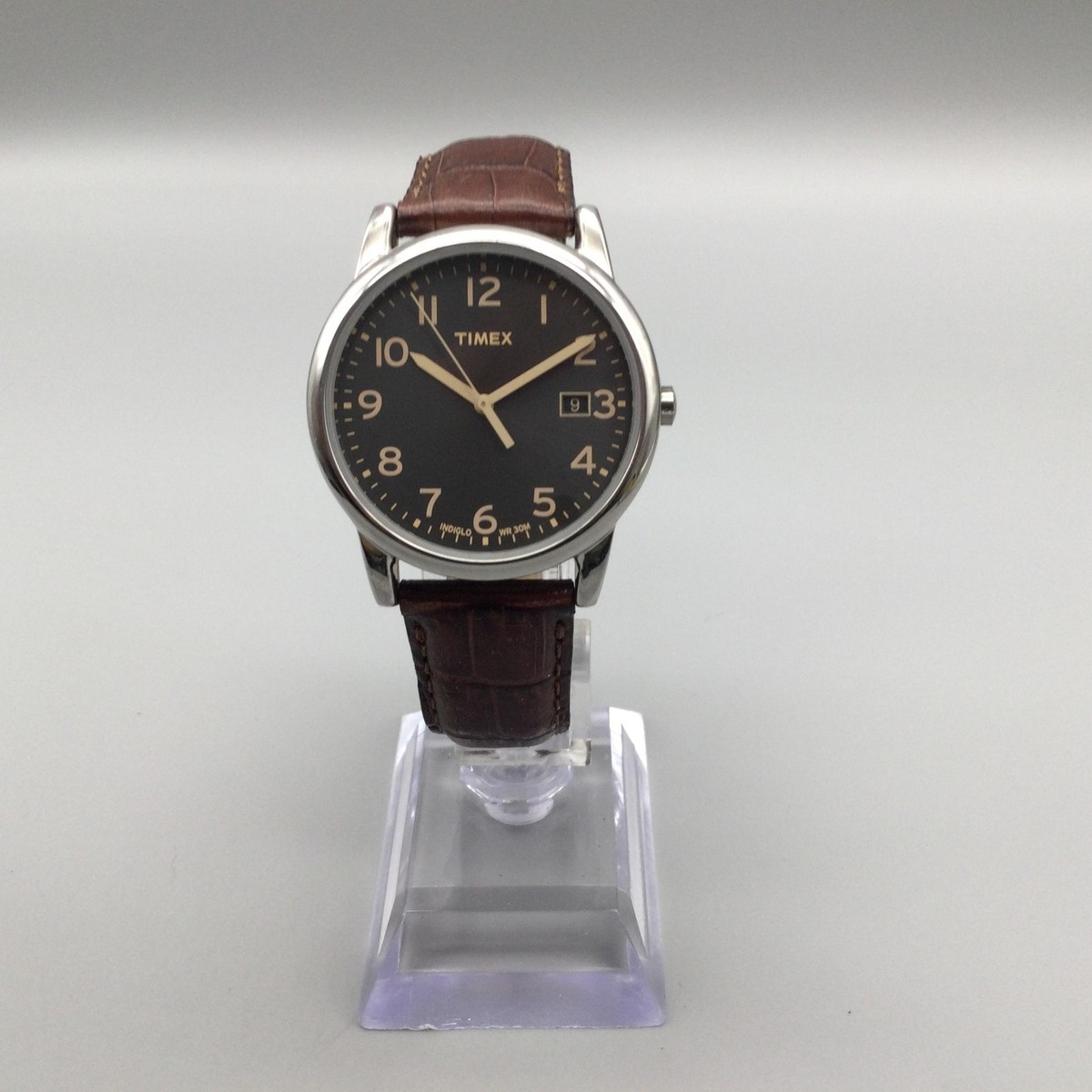 Timex T2n948 Timex South Street Watch Mens 35mm Black Dial Indiglo