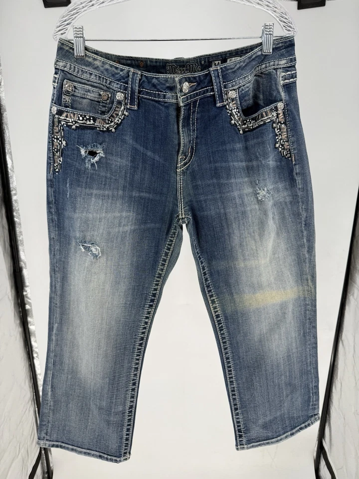 Pantalones de mezclilla capri Miss Me para mujer talla 34 tiro medio cosidos gruesos brillantes Foto 3 de 4