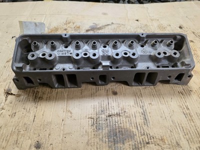 あうと 3927186 Small Block Cylinder Head 1969 1970 Camaro Z28 302 350 M-9