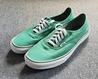 vans authentic thrasher