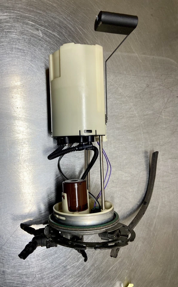 Fuel Pump Sending Unit Classic Style 5.3L Fits 04-07 Chevrolet Silverado (D5) - Изображение 2 из 4