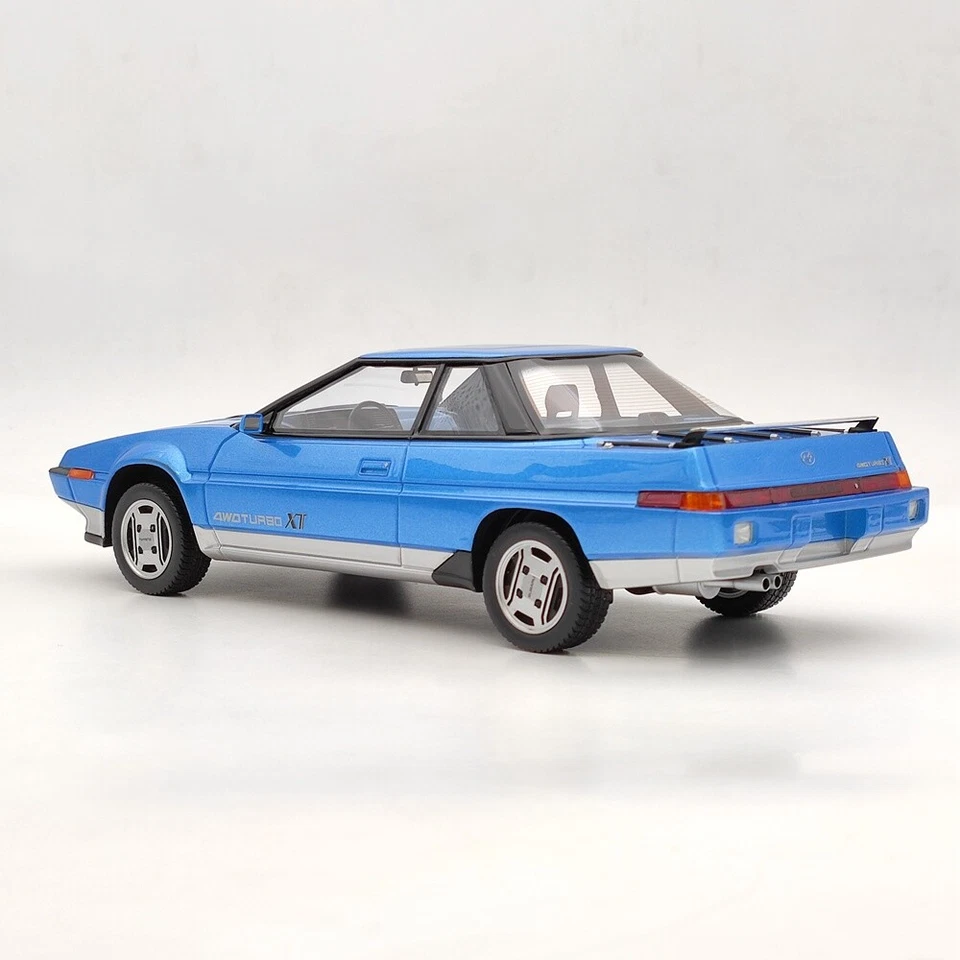 Coche modelo de resina azul DNA0069 DNA0069 Subaru XT Turbo 4x4 1985 DNA0069 DNA Collectibles Foto 3 de 4