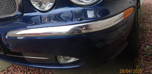 Jaguar XJ X350 Stoßstange vorne Chromeinsatz links vorne