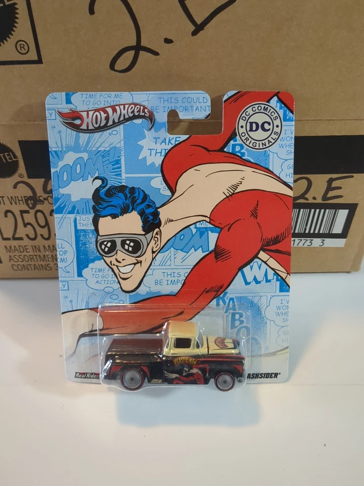 Pastilla Flashsider Hot Wheels Pop Culture DC Comics Plastic Man '56 con pilotos reales Foto 3 de 4