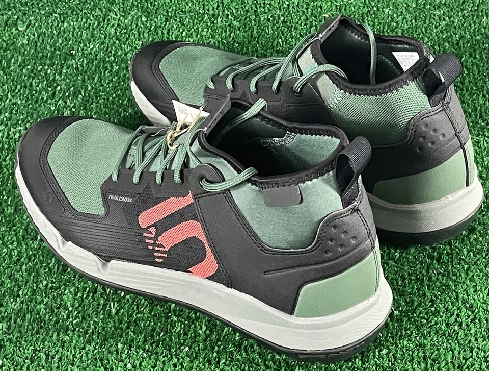 阿迪达斯 Five Ten 女式 Trailcross XT 平底远足鞋绿色氧化物 10.5 码 — 第 3/4 张图片