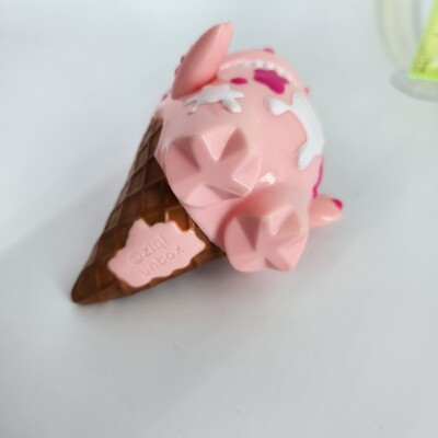 Pink Ice Cream Ziqi Wu Dino Art Figure UNBOX INDUSTRIES VERY
