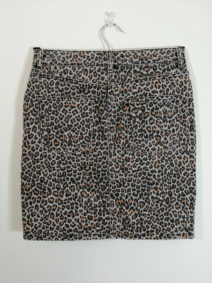 NEXT Size UK 6 Animal Print Denim Skirt with Pockets VGC - Image 3 of 4