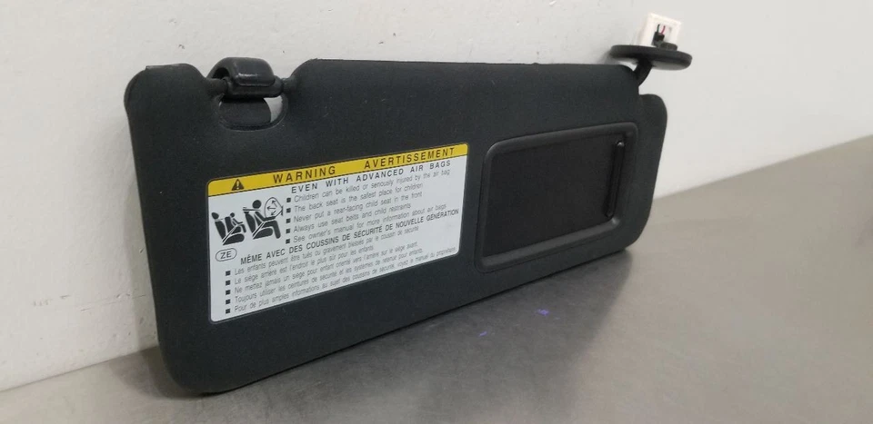 12 LEXUS IS F PARASOL PASAJERO DERECHO NEGRO Foto 4 de 4