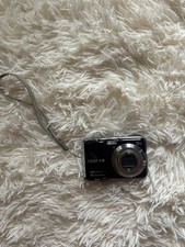 Fujifilm FinePix AX560-BLACK-16.0 MP-Digital Camera  SD Card- Lenses broken