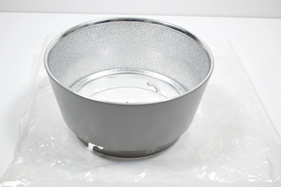 Elinchrom EL26143 Wide Angle Umbrella Reflector 16cm 95 Degrees BRAND NEW - Image 3 of 4