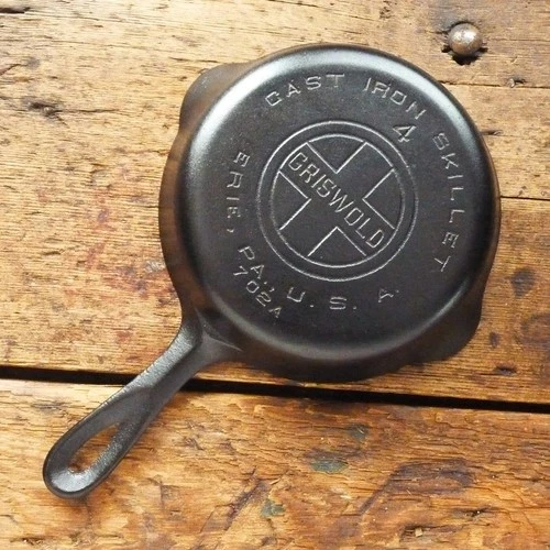 Vintage GRISWOLD Cast Iron SKILLET Frying Pan # 4 LARGE BLOCK LOGO - Ironspoon