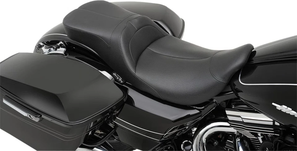 Assento Danny cinza LowIST 2-Up couro preto #FA-DGE-0290 Harley Davidson 66-7627 - Imagem 4 de 4