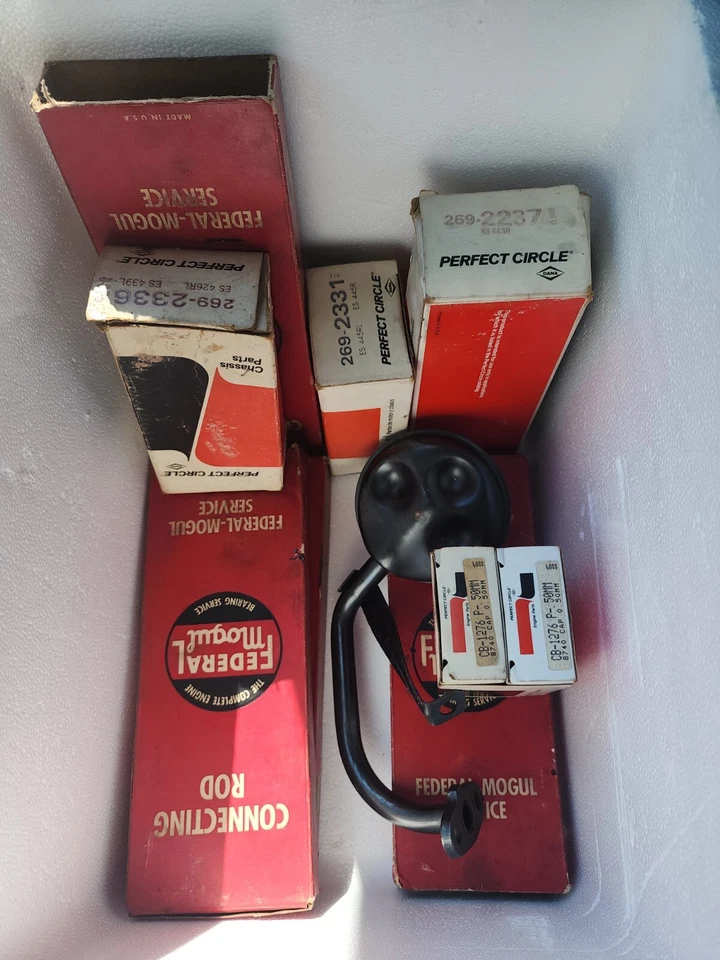 ¿PIEZAS DE MOTOR Federal Mogul vintage? PIEZAS ANTIGUAS DE CAMIONES, PIEZAS DE CAMIONES FORD AÑOS 70? Foto 3 de 4