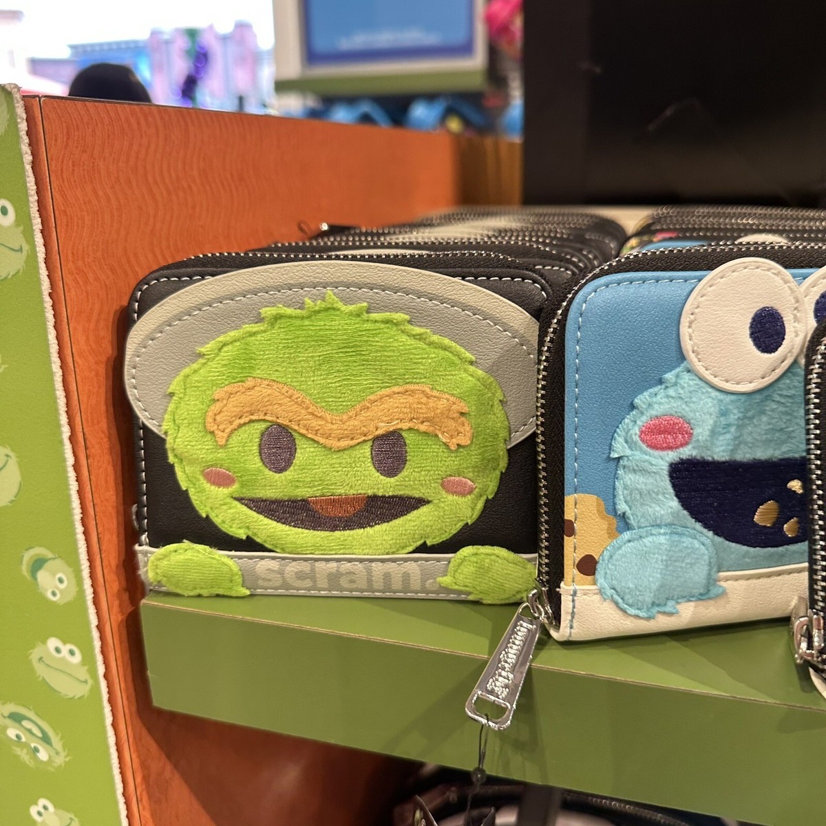 LOUNGEFLY OSCAR THE GROUCH BACKPACK WALLET SET NEW Loungefly Oscar The Grouch Sesame Street Scram Wallet  main image 2