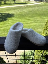 Alo Off White Cream Slippers Slides