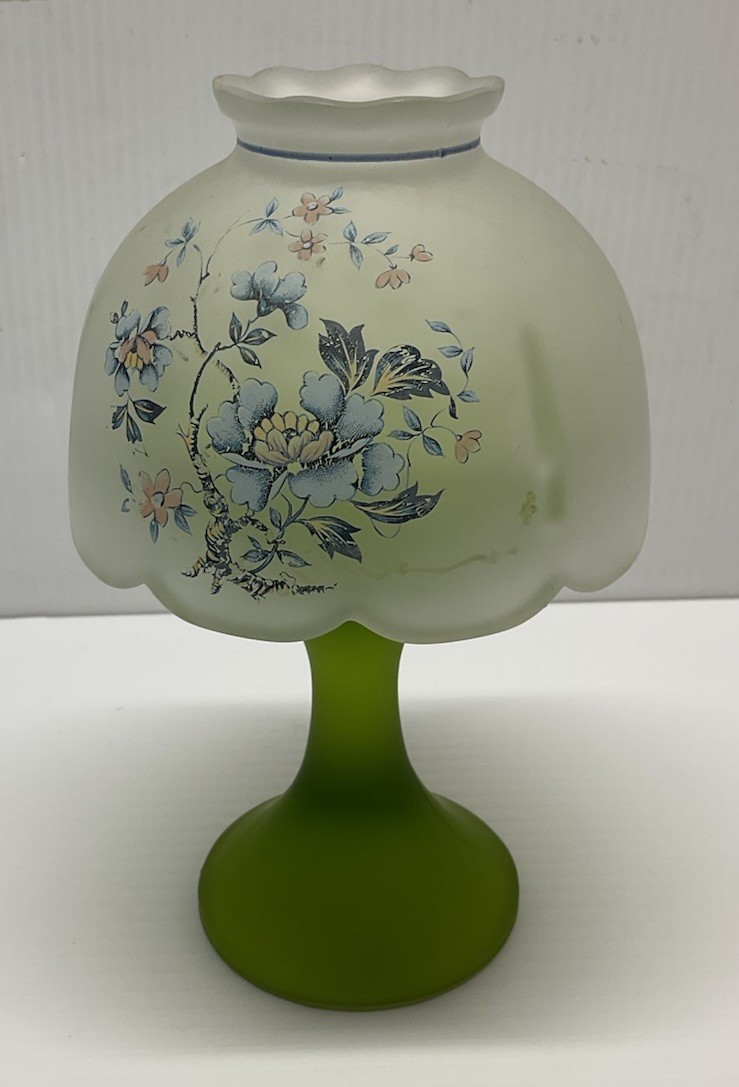 Westmoreland Satin Glass Fairy Lamp Painted Floral Shade W  display picture 1