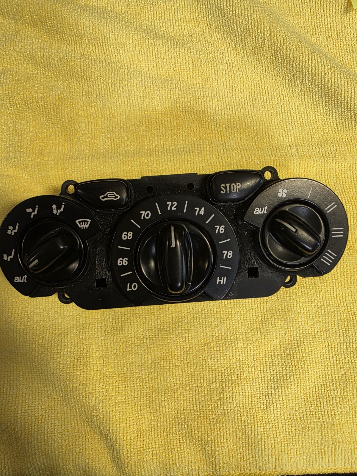 Ferrari Air Conditioning Control Unit 65803000