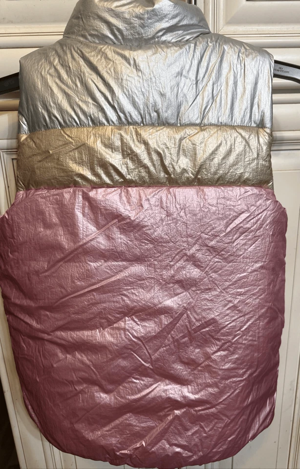 Chaleco acolchado Tucker + Tate para niñas color metálico rosa plata dorado talla 7 Foto 3 de 4