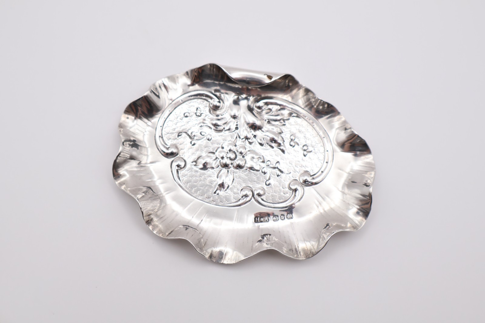 Lovely Antique Victorian Solid Silver Trinket Dish Hallmarked Birmingham 1876