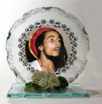 Bob Marley, Is This Love, klemmend, geschliffenes Glas runde Plakette von Cellini Plaques