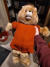 Teddy Ruxpin 1985  Grubby W/ Cassettes  5 Books  4 Outfits  Cord