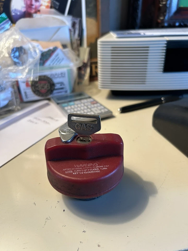 Volvo 240 Locking Gas Cap - Image 3 of 4