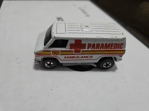 VTG Original 1974 Hot Wheels Redline Ambulance Paramedic Van