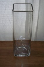 VASE HEAVY WEIGHT CLEAR GLASS W/ WEIGHTED BOTTOM