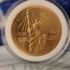 American Revolution Bicentennial 1776-1976 "We the People" Medal in Capsule — photo 2