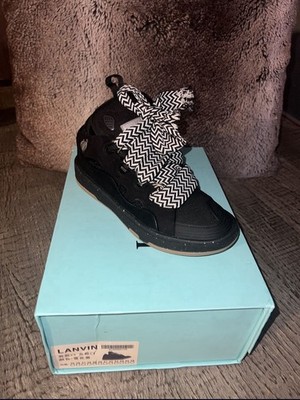 Lanvin Paris Curb HP 806 Black White Chevron Lace Up Low Top Sneakers
