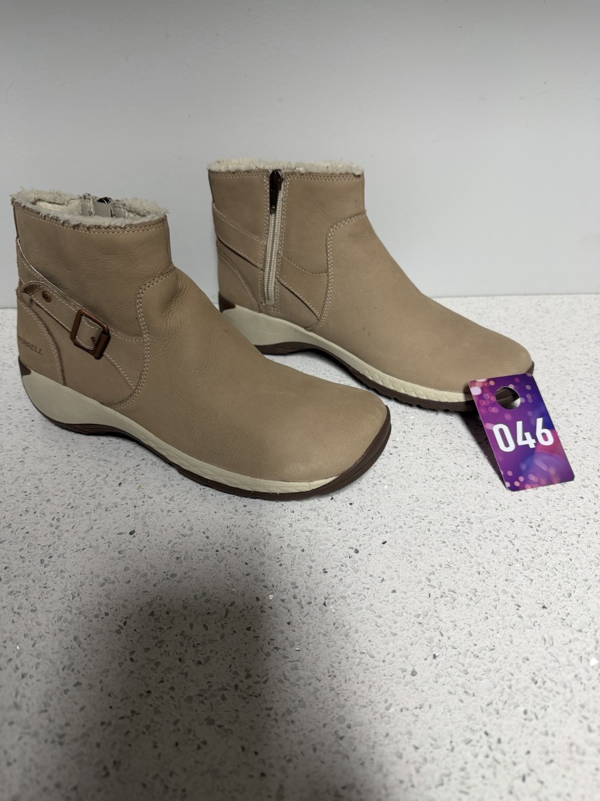 Merrell Boots Women’s Size 9