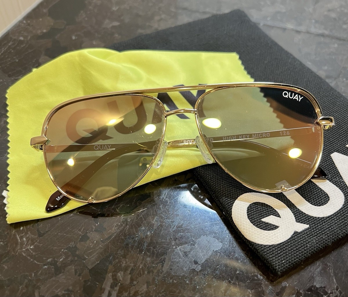 NEW QUAY High Key Micro 126 Aviator Sunglasses Gold Frame  display picture 1