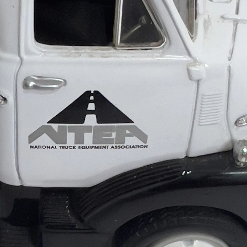 1st Gear 1952 GMC Truck - 1992 NTEA 30 Years Of Service - Vintage - Изображение 4 из 4