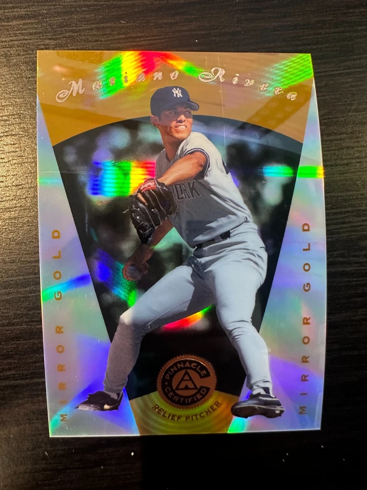MARIANO RIVERA 1997 PINNACLE 认证 #62 MIRROR 金色反光器 PARALLEL SP — 第 3/4 张图片