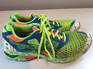 blue basketball shoes