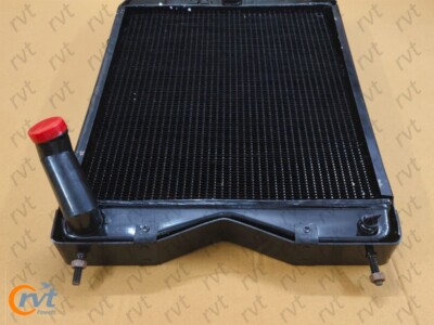 Radiateur Pour Tracteur Massey Ferguson (MF35, 135, Etc.) - Réf. 194275M94/M93, Neuf, Testé