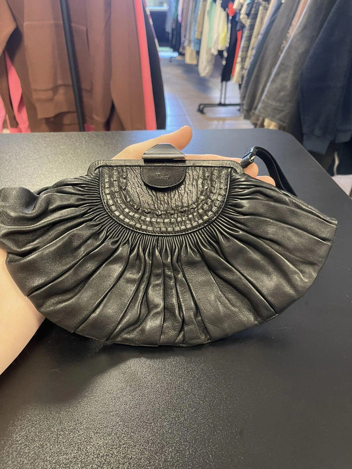 Sac de soirée Christian Dior cuir vintage très bon état