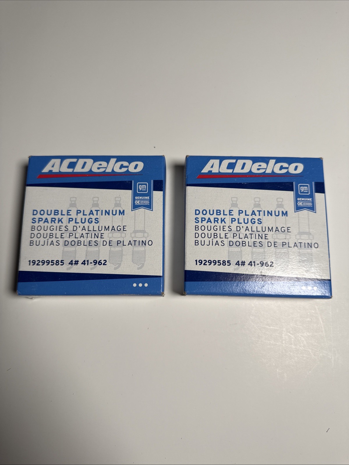ACDelco Set of 8 Platinum Spark Plugs GENUINE OEM 41962 19299585 AC Delco