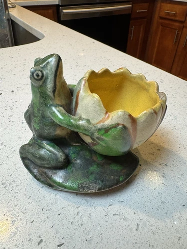 Weller Pottery  1920s “H” Frog on Lily Pad  Lotus Vase Planter Chips